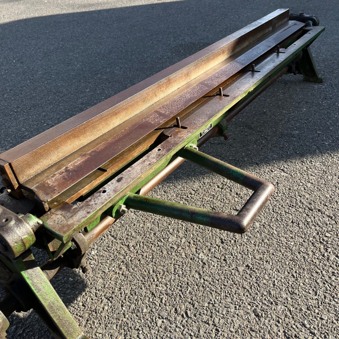 【中古品/店頭受取り限定】兼子製作所 アングルバッタ 1050mm 手動式 板金 折り曲げ 折曲機【東大和店】