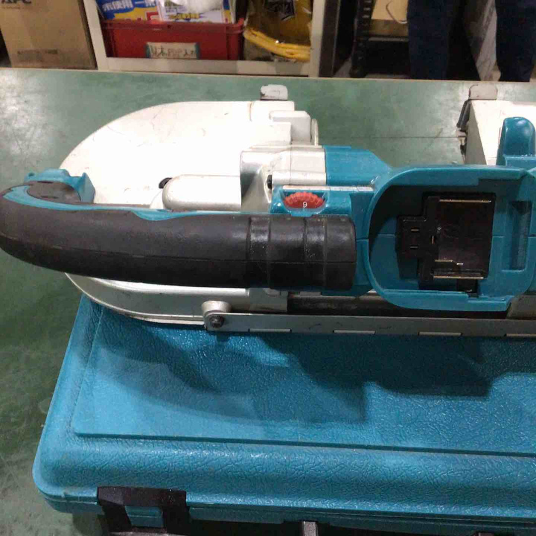 ★マキタ(makita) コードレスバンドソー PB180DRFX【川口店】