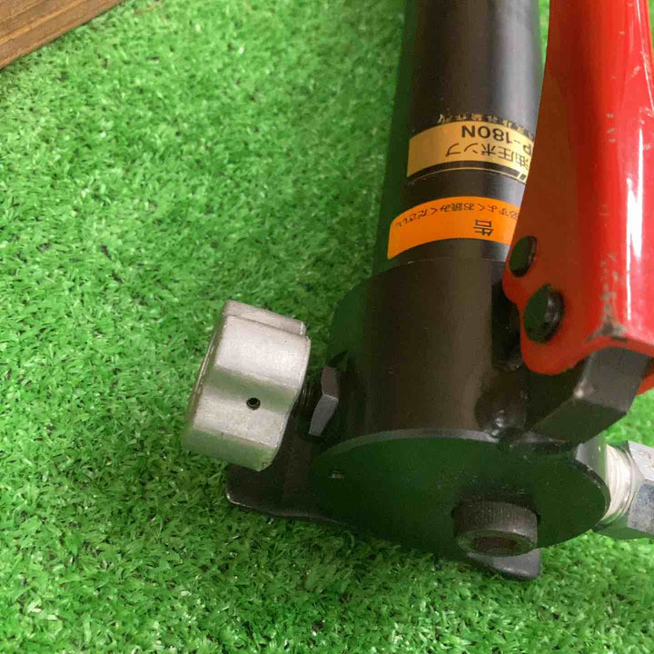 〇泉精器(IZUMI) 手動油圧式ポンプ HP-180N【桶川店】