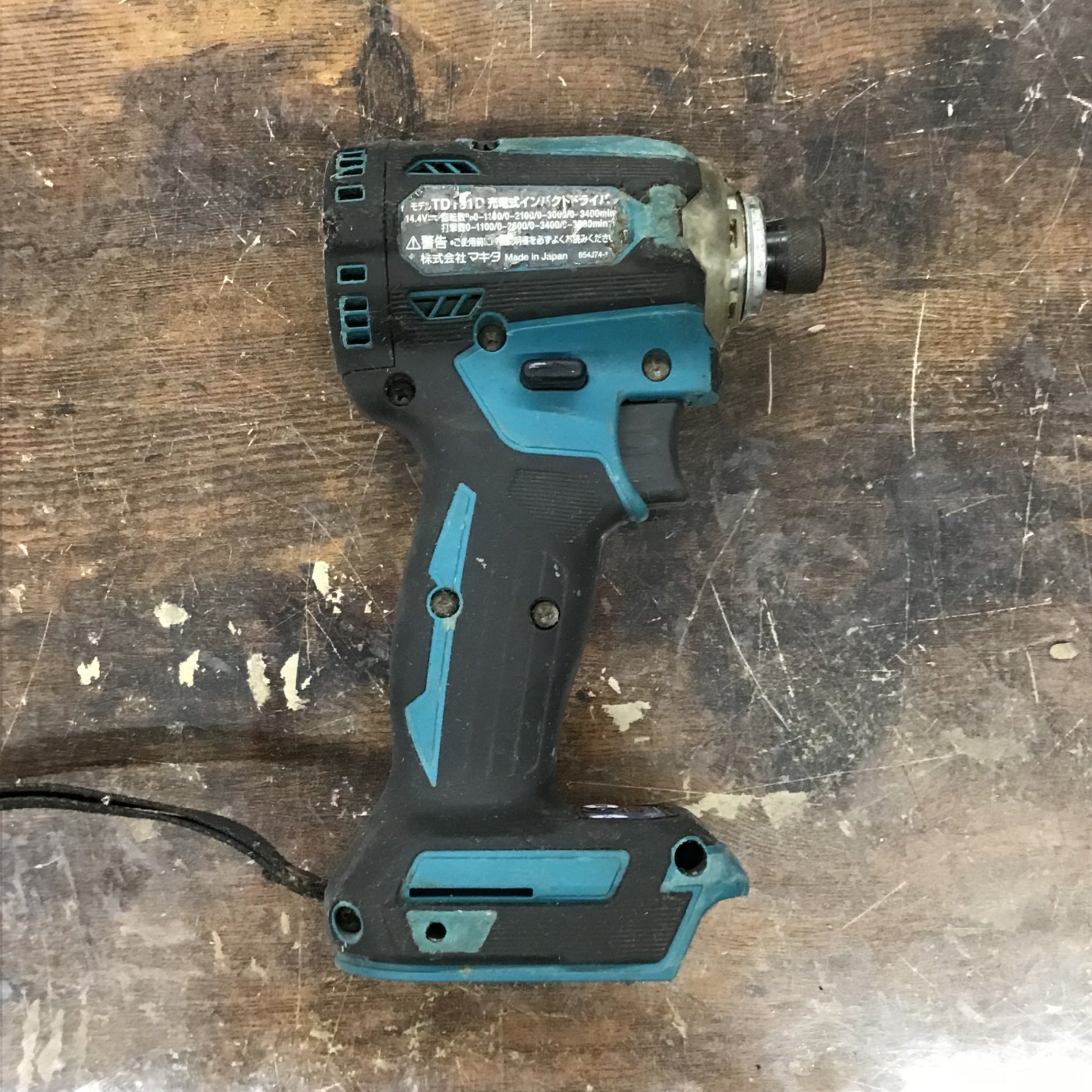 中古品】☆マキタ(makita) コードレスインパクトドライバー TD161DZ 中古品】☆マキタ(makita) コードレスインパクトドライバー TD161DZ