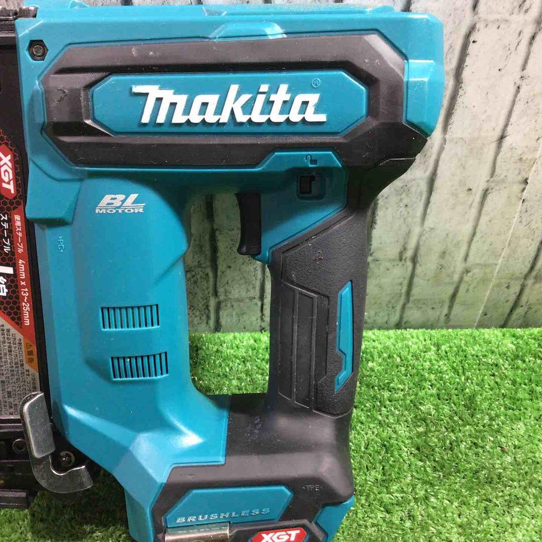 ★マキタ(makita) コードレスタッカー ST001GZK【川口店】