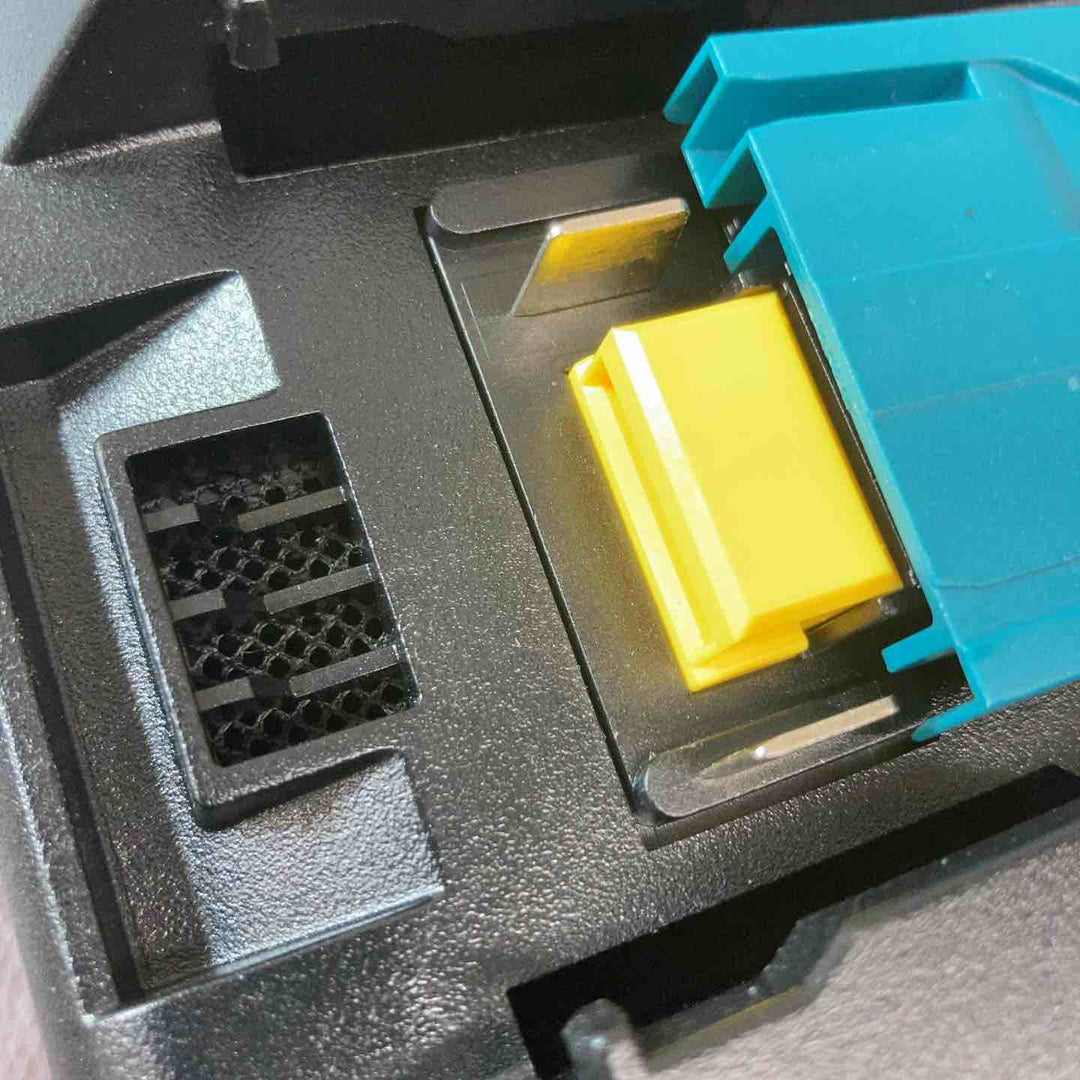 【中古品】 マキタ(makita) 2口急速充電器 DC18RD 14.4V/18V 【東大和店】