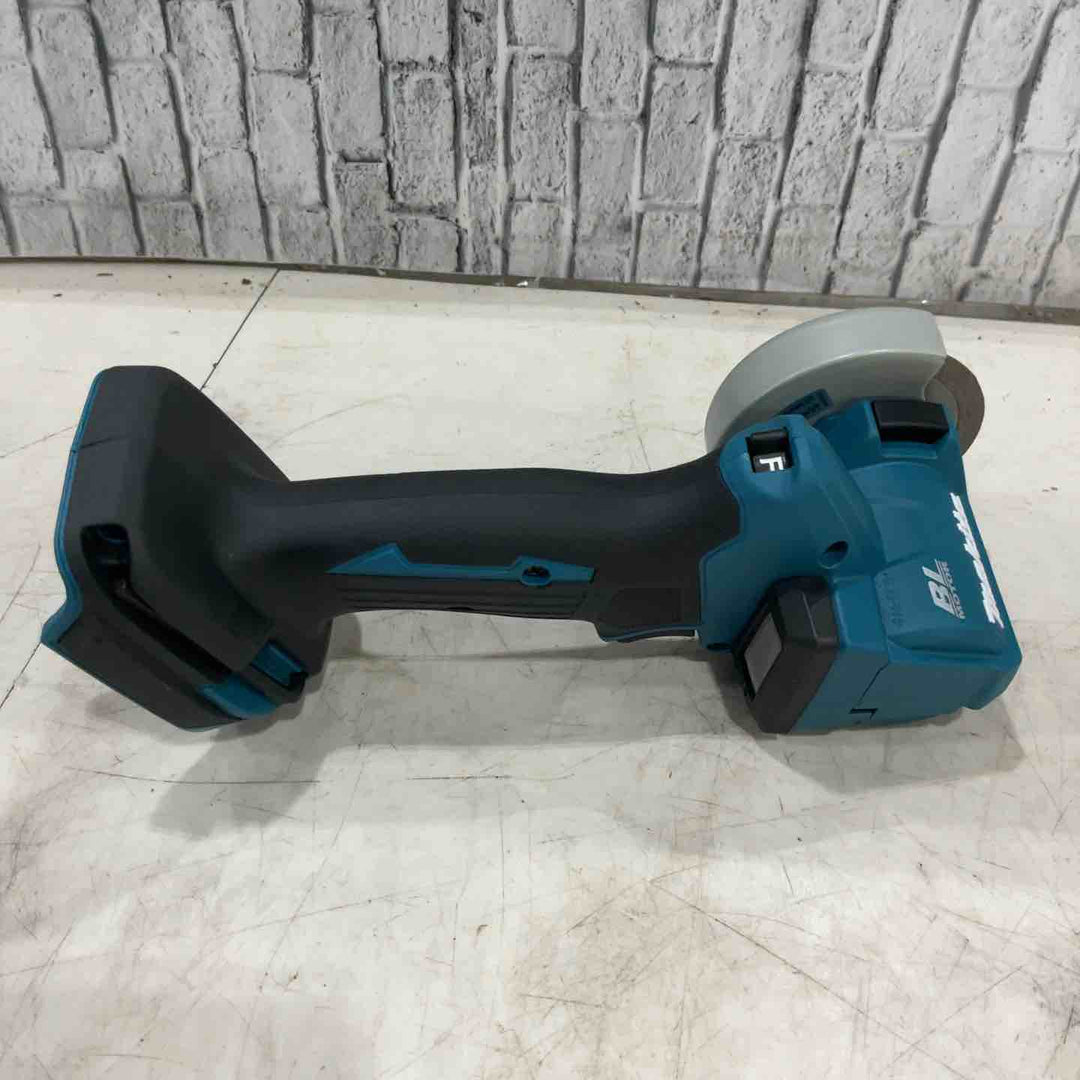★マキタ(makita) 76mmコードレスコンパクトカッタ MC300DZ【川口店】