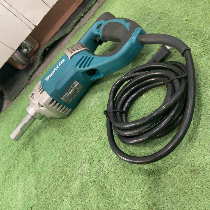 ☆マキタ(makita) コンクリートかくはん機 UT1305【川口店】