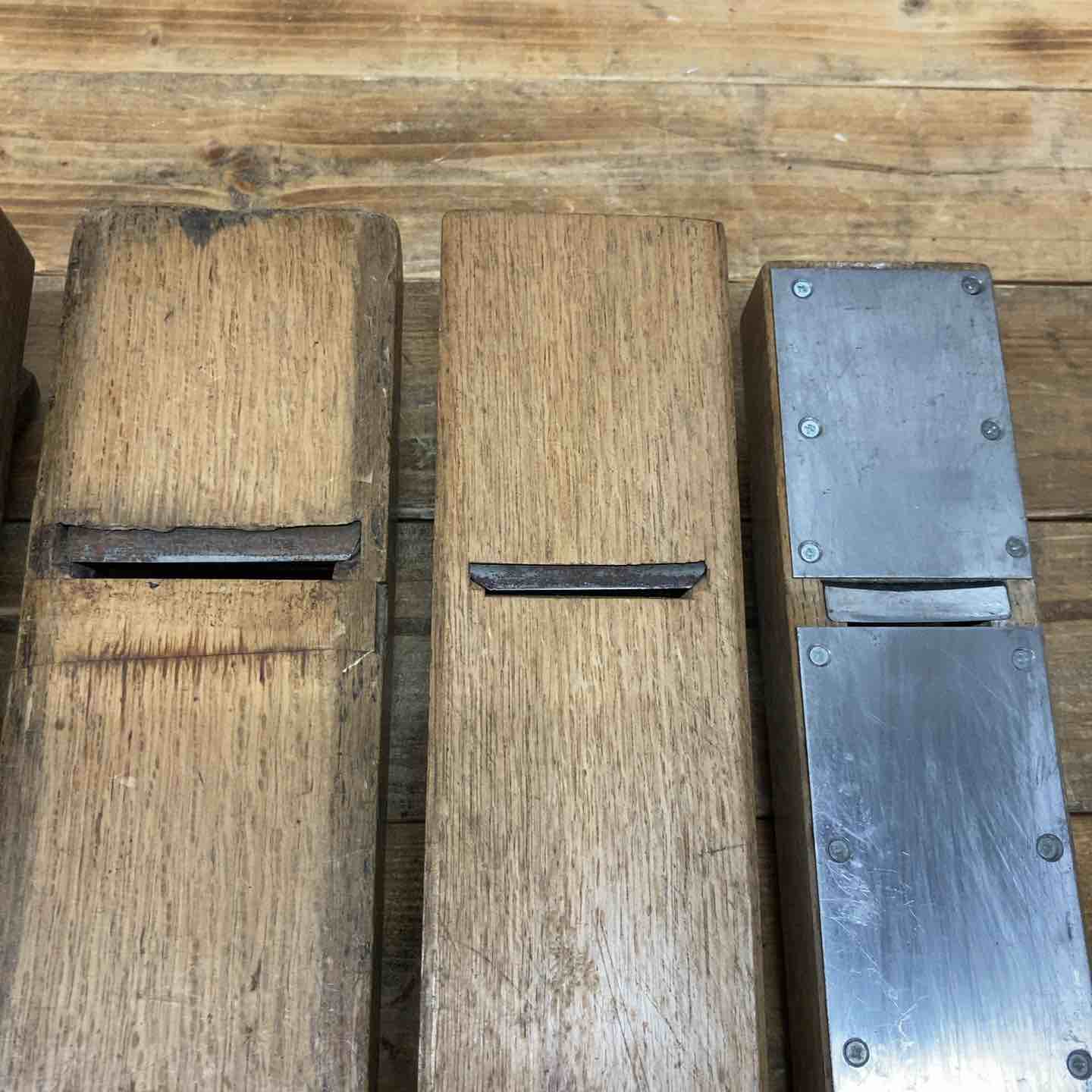 ⑩ デコラ用 かんな 福寿 40mm 全長約242mm 台付鉋 大工 彫刻 彫 ⑩ デコラ用 かんな 福寿 40mm 全長約242mm 台付鉋 大工 彫刻 彫