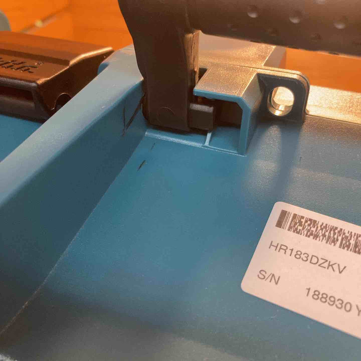 ★マキタ(makita) コードレスハンマドリル HR183DZKV【所沢店】
