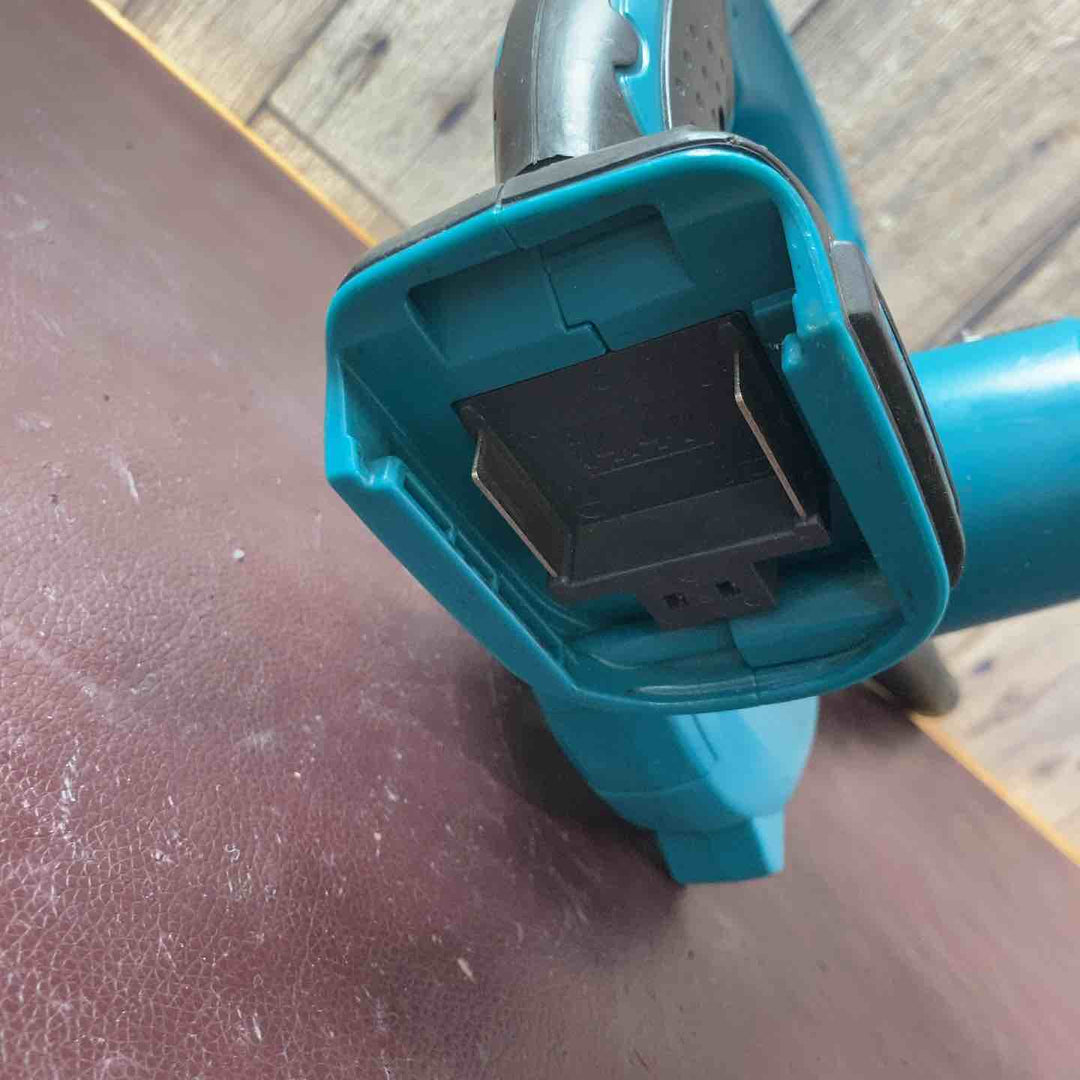 【中古品】マキタ(makita) コードレスブロワ UB142DZ【東大和店】
