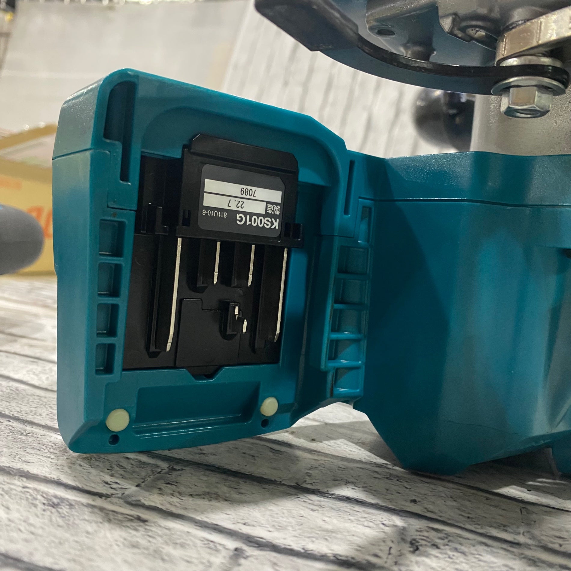 マキタ(makita) コードレスマルノコ KS001GZ【川口店】 – アクトツール