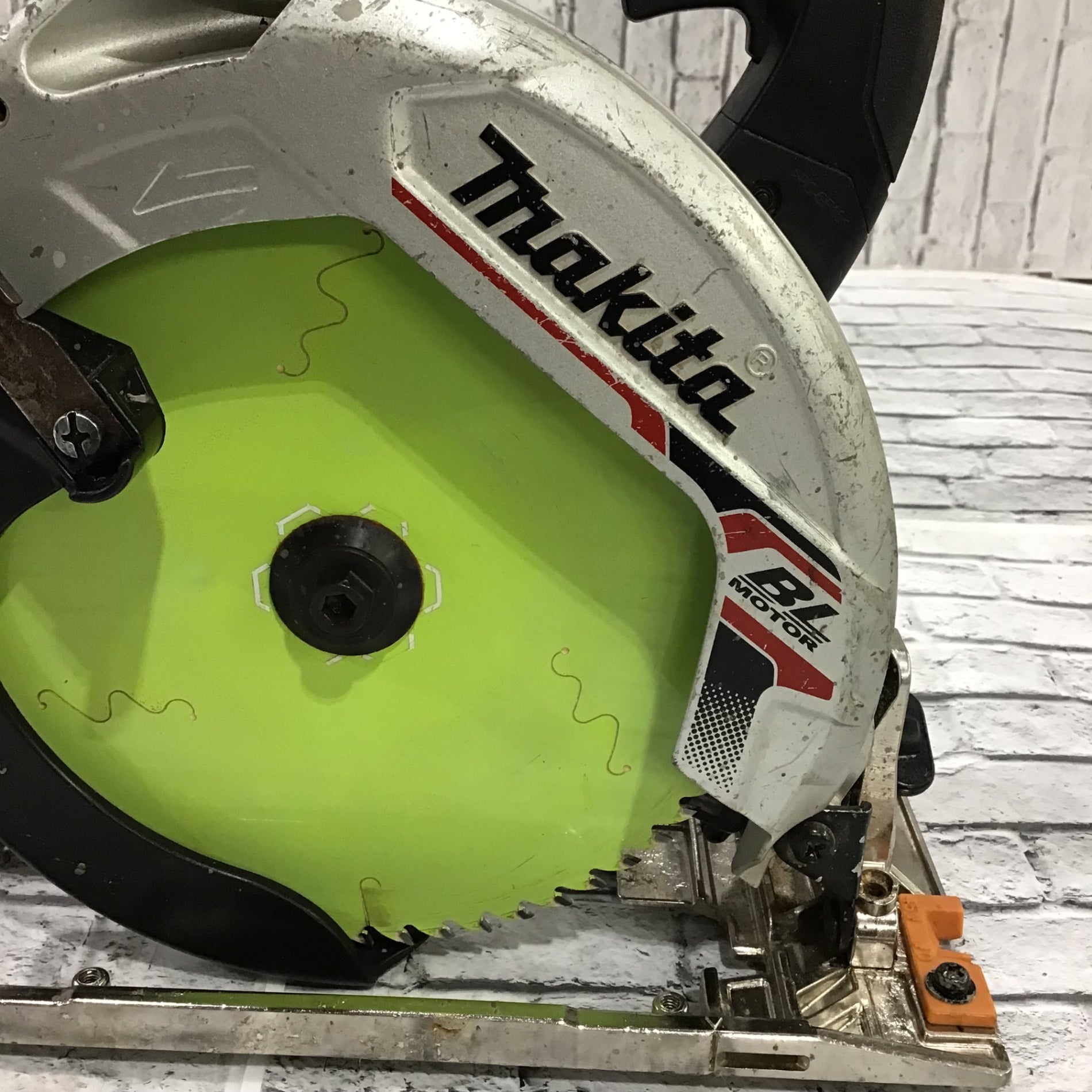 ☆マキタ(makita) コードレス丸のこ HS631DZB【川口店】 – アクト