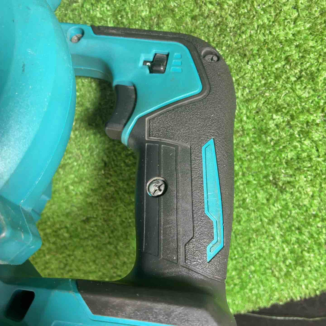 【藤沢店】マキタ(makita) コードレスブロワ UB002GZ