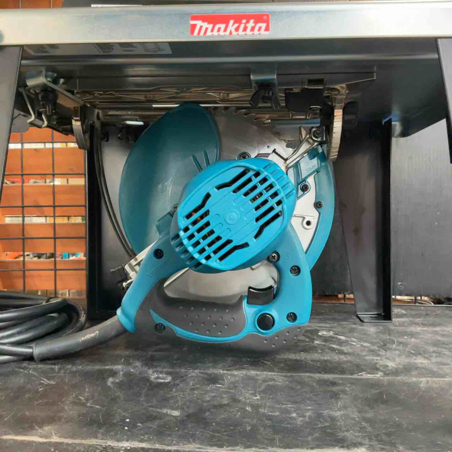 ☆マキタ(makita) 丸のこ 5837BA【草加店】 – アクトツール