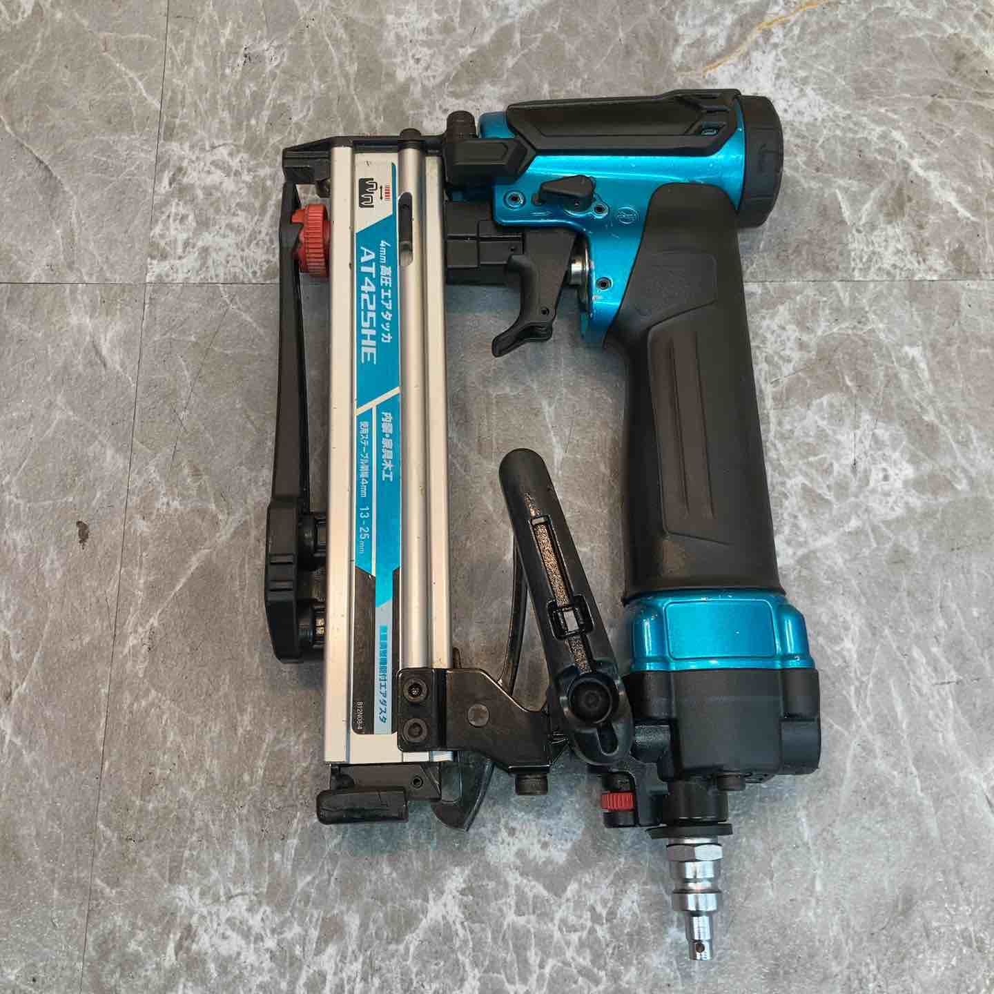 マキタ 高圧エアタッカ AT425HEM 青 青