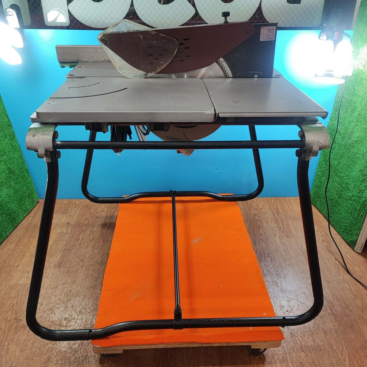 店頭受取り限定】〇日立 テーブル丸ノコ C12F【岩槻店】 – アクト