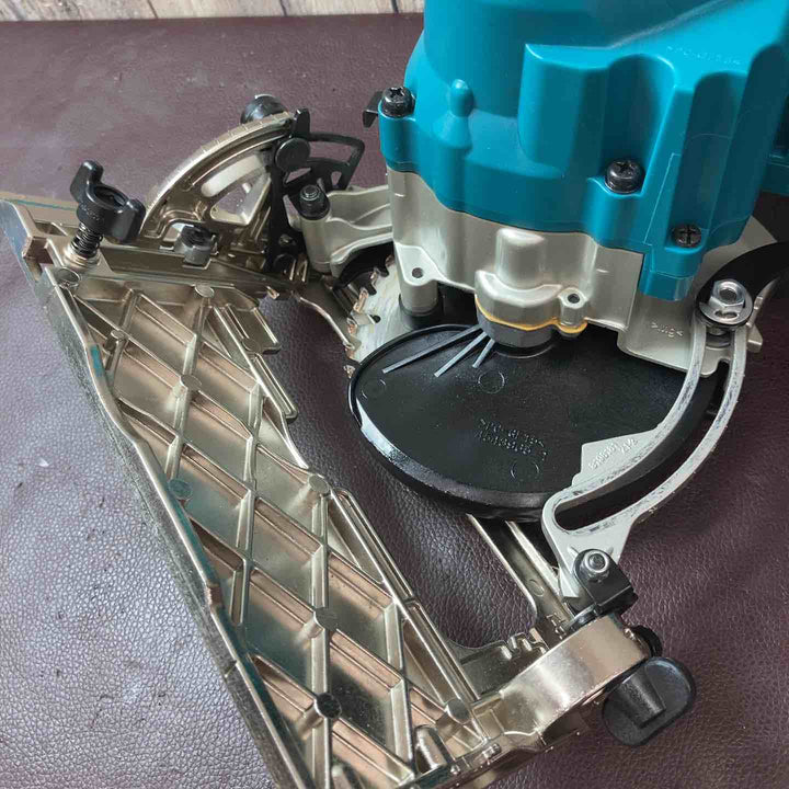 【中古品】マキタ(makita) コードレス丸のこ HS474DZ 18V マルノコ バッテリー付属【東大和店】