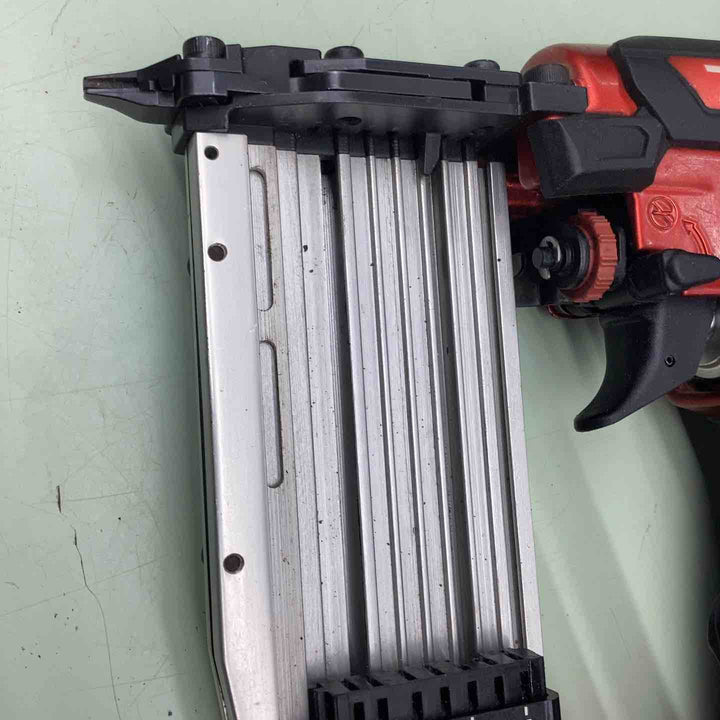 ★マキタ(makita) 高圧ピンネイラ AF502HP【越谷店】