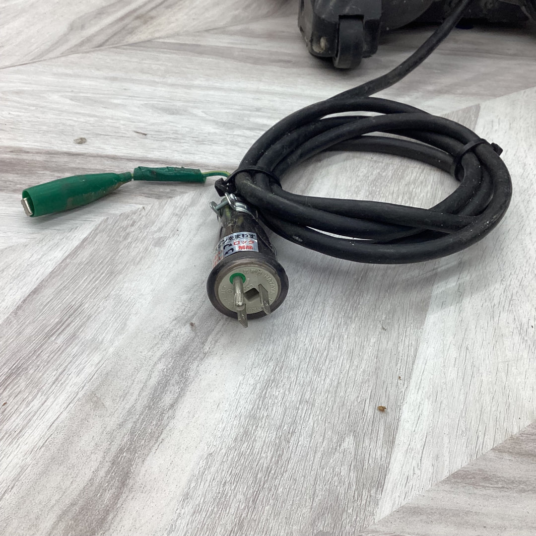 ★マキタ(makita) エアコンプレッサー AC400XW【越谷店】