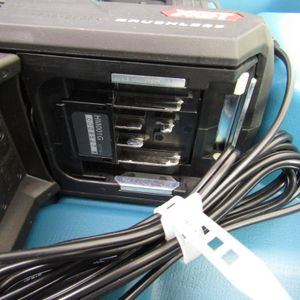 ★マキタ(makita) コードレスハンマ HM001GRMX【越谷店】