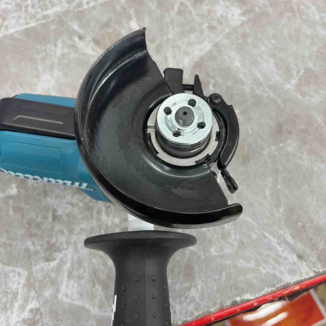 ★マキタ(makita) 100mmコードレスディスクグラインダ GA418DZ【八潮店】