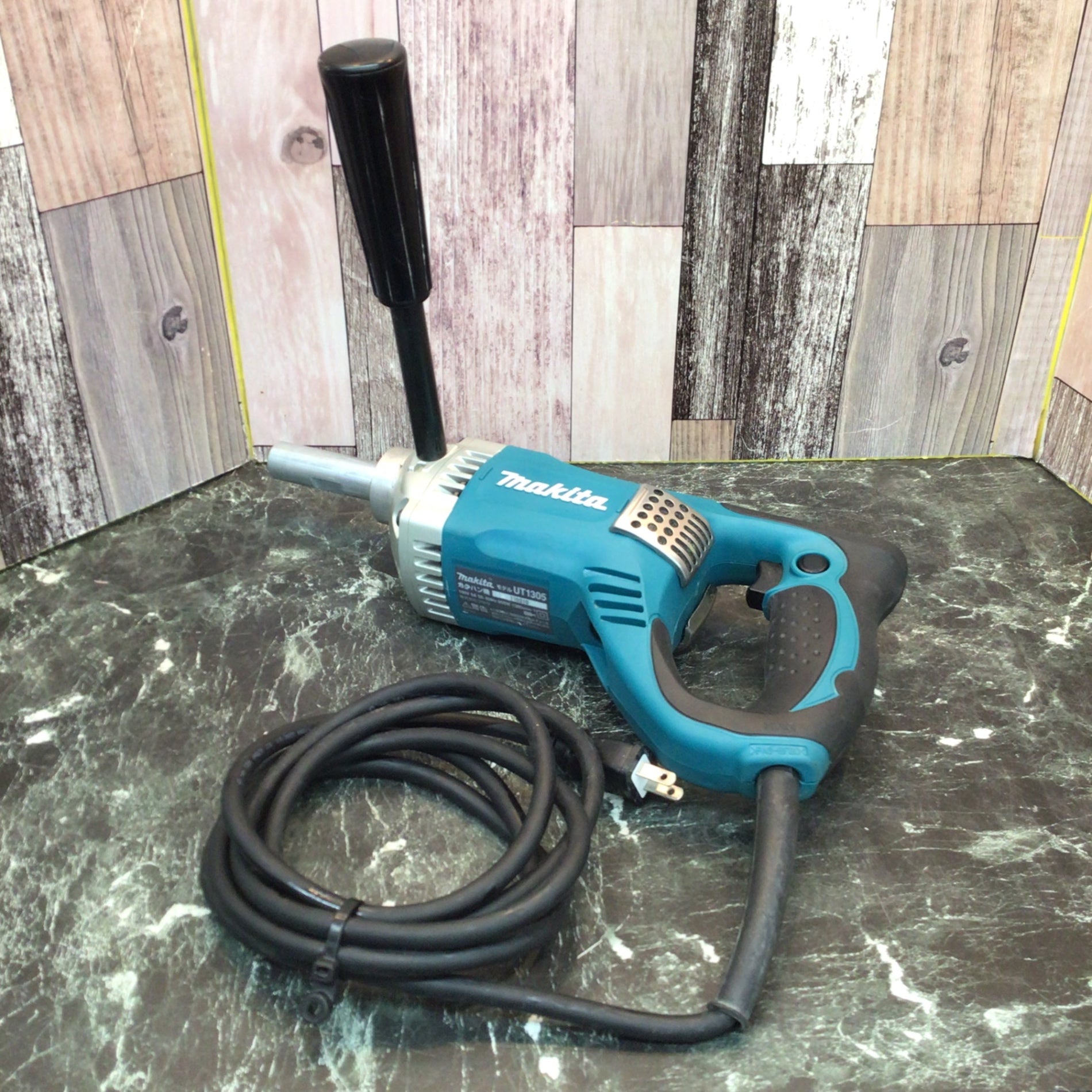 マキタ かくはん機 UT1305 中古品