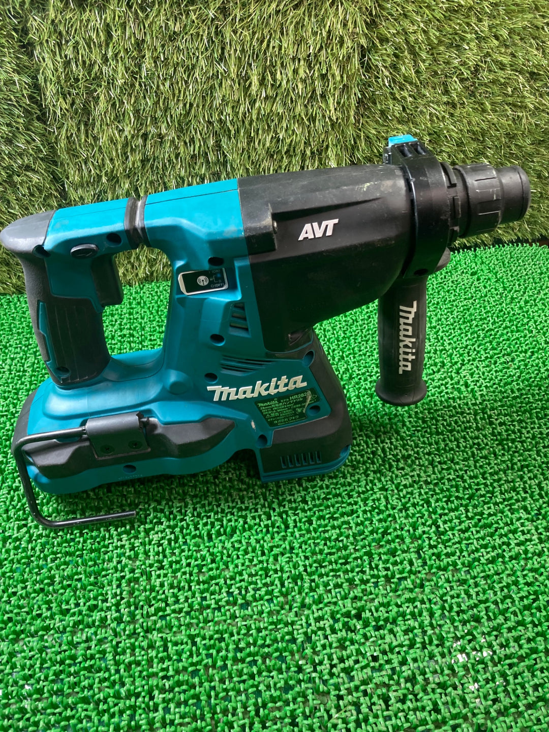 ★マキタ(makita) コードレスハンマドリル HR282DZK　穴あけ能力 コンクリート 28mm　ハツリ可能3モード　【川口店】