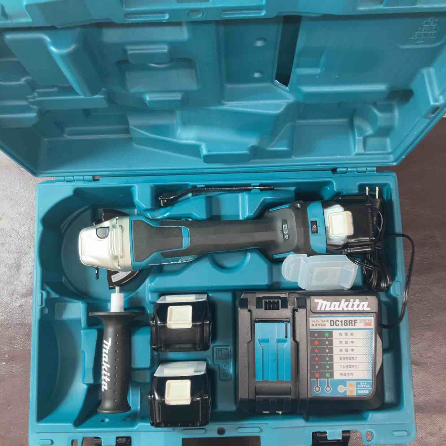 【中古品】マキタ(makita) 100mmコードレスディスクグラインダ GA418DRGX 18V フルセット+バッテリー1個【東大和店】 中古品】マキタ(makita) 100mmコードレスディスクグラインダ GA418DRGX