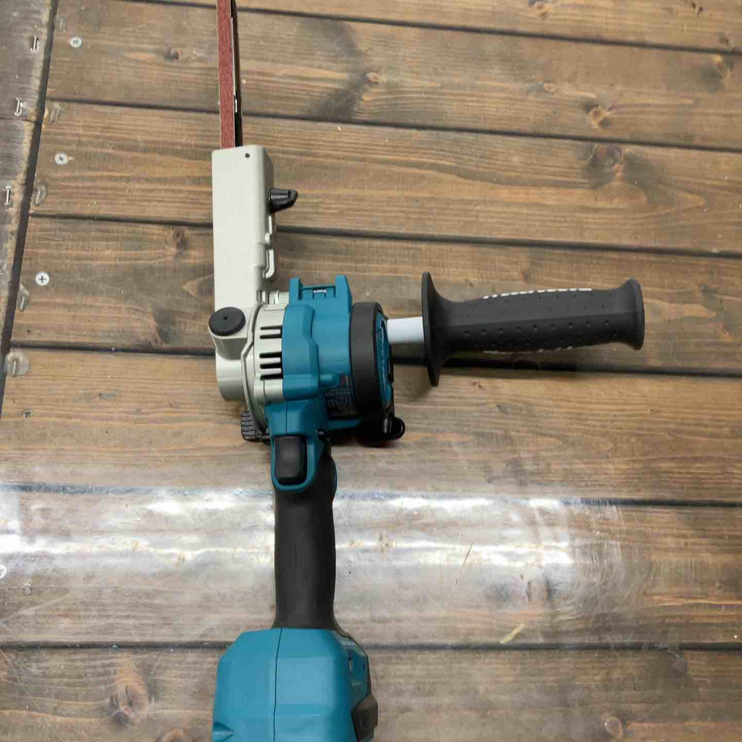 マキタ makita 18V コードレスベルトサンダ BS180DZ 【戸田店】