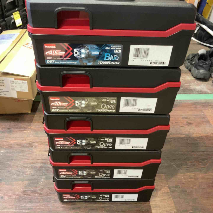 お得なセット品♪マキタ(makita) コードレスインパクトドライバー TD002GRDXO×4点 TD002GRDX×1点の合計5点セット！【町田店】