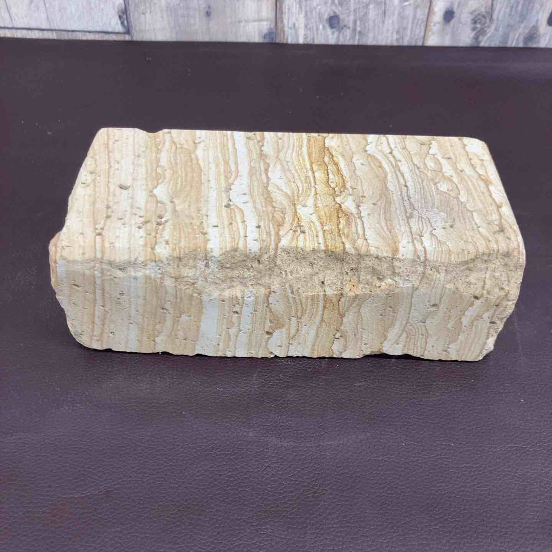 【超希少】 【未使用品】 天然砥石 産地不明 重量約3.4Kg 長さ約220mmｘ幅約105mmｘ高さ約70mm 番手細かめ 三河白名倉？ 沼田？ 【東大和店】
