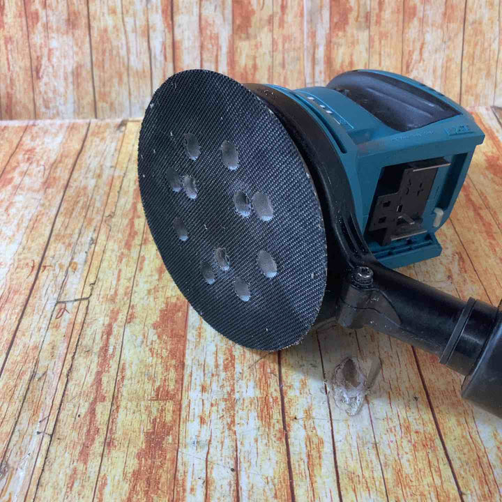 ★マキタ(makita) コードレスランダムオービットサンダ BO180DZ【川崎店】
