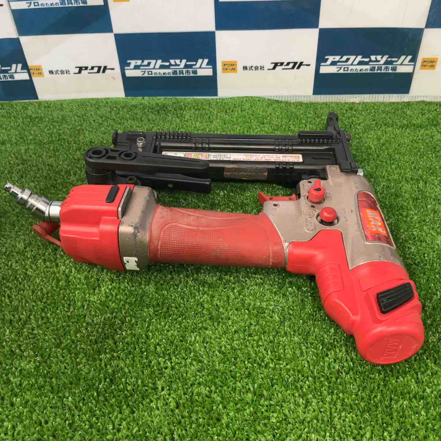 ☆マックス(MAX) 高圧フロアタッカ HA-38F2(D)/4MA【草加店 ☆マックス(MAX) 高圧フロアタッカ HA-38F2(D)/4MA【草加店
