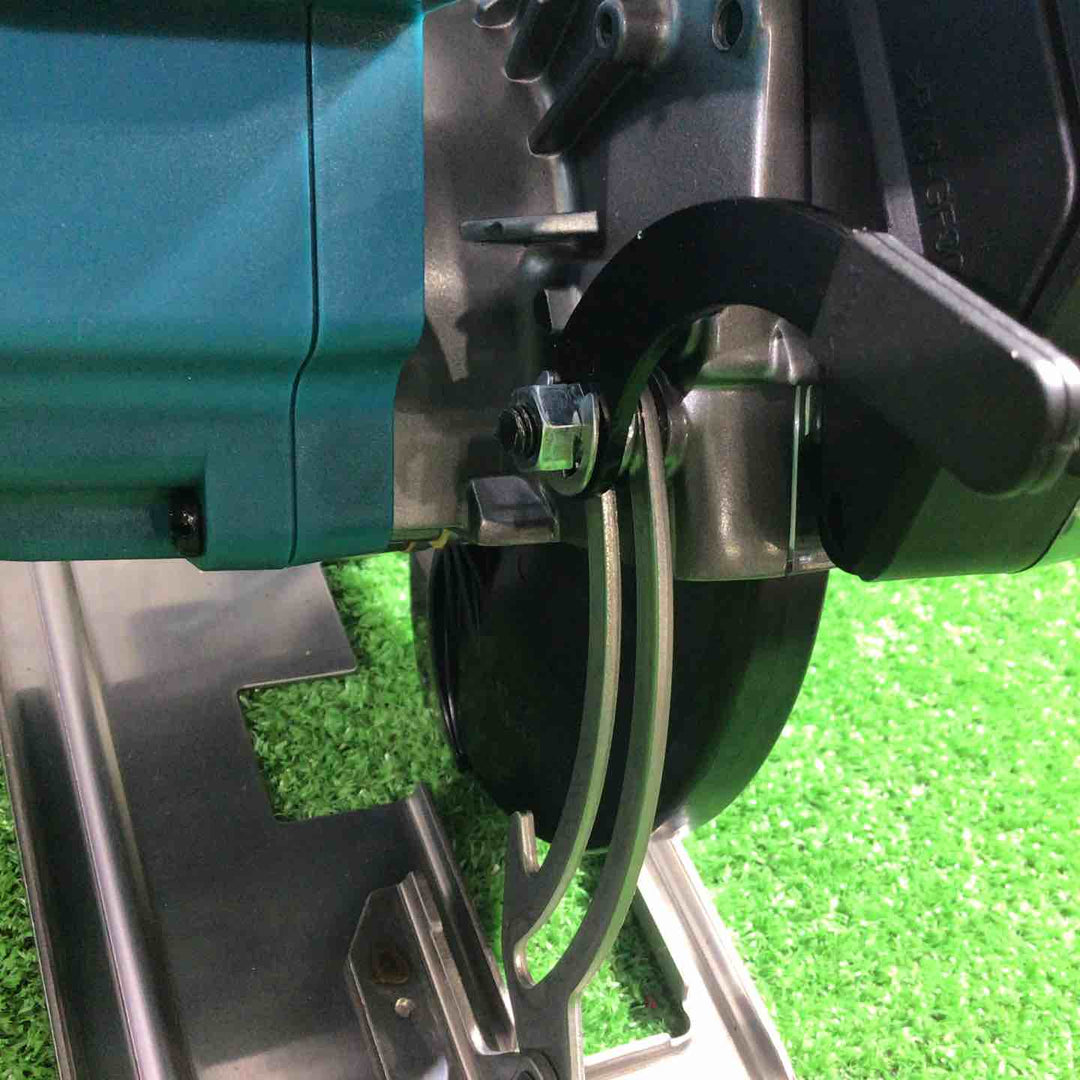★マキタ(makita) コードレスチップソーカッター CS003GZ【川口店】