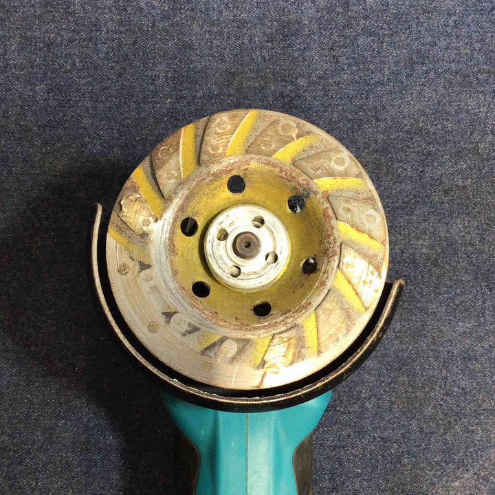 ☆マキタ(makita) コードレスディスクグラインダ GA402DZ【八潮店】