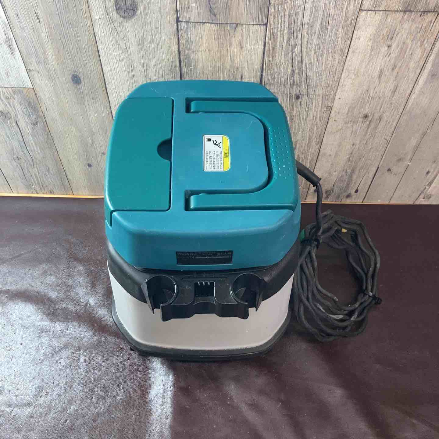 中古品】 マキタ(makita) 集じん機 乾湿両用 474(P) 【東大和店