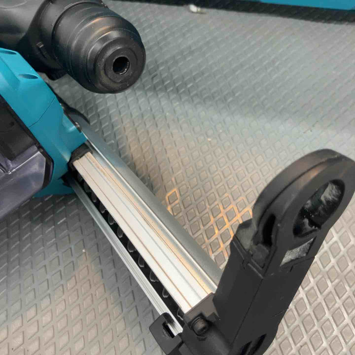 ★マキタ(makita) コードレスハンマドリル HR183DZKV【所沢店】