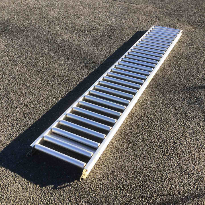 【現状品 / 店頭受取り限定】 ローラーコンベヤ メーカー / 型式不明 【鴻巣店】