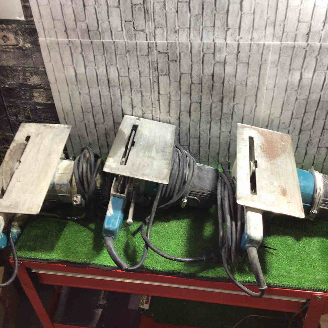 【ジャンク品】◇マキタ(makita) 180mm カッタ 給水装置仕様 4107R 保証なし【川口店】