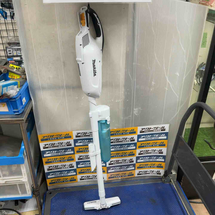 ☆マキタ(makita) コードレスクリーナ 18V CL182FDZW【草加店】