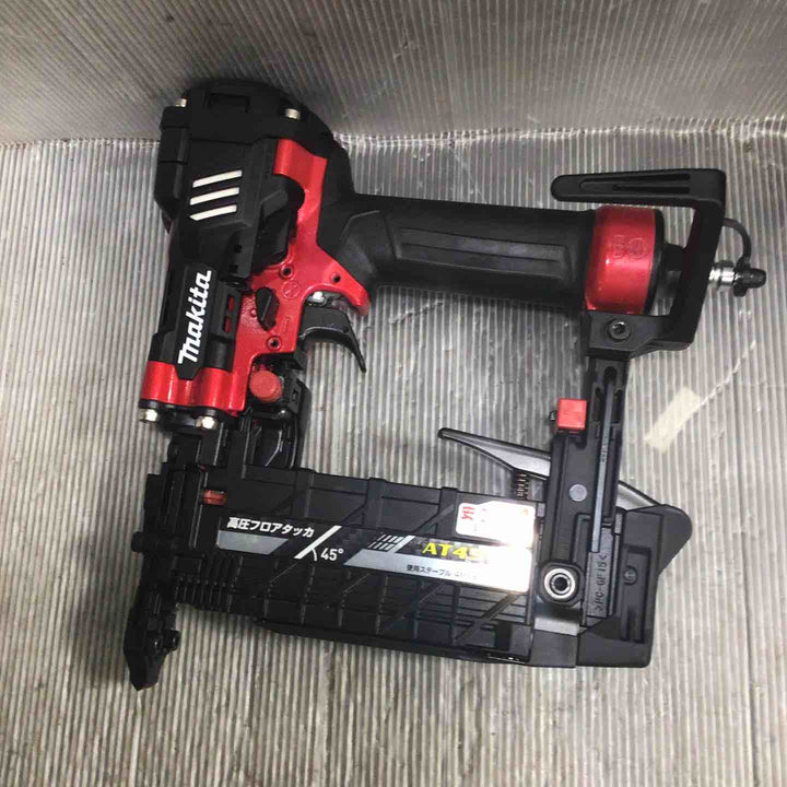 【未使用】マキタ(makita) 高圧フロアタッカ AT451H【草加店】
