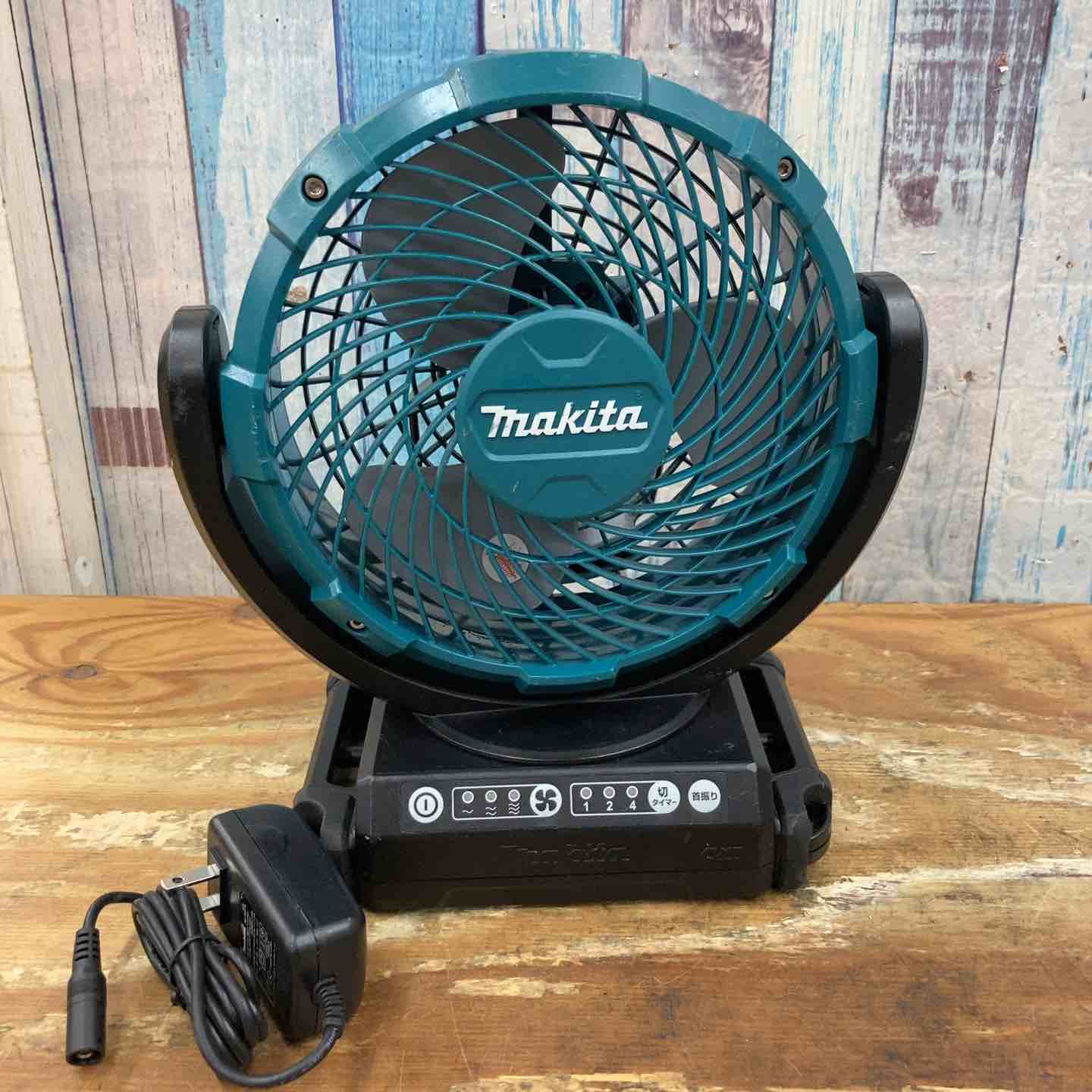 Makita サーキュレーター 青 三脚　マキタCF101DZ 中古美品　ファン Makita サーキュレーター 青 三脚 マキタCF101DZ 中古美品