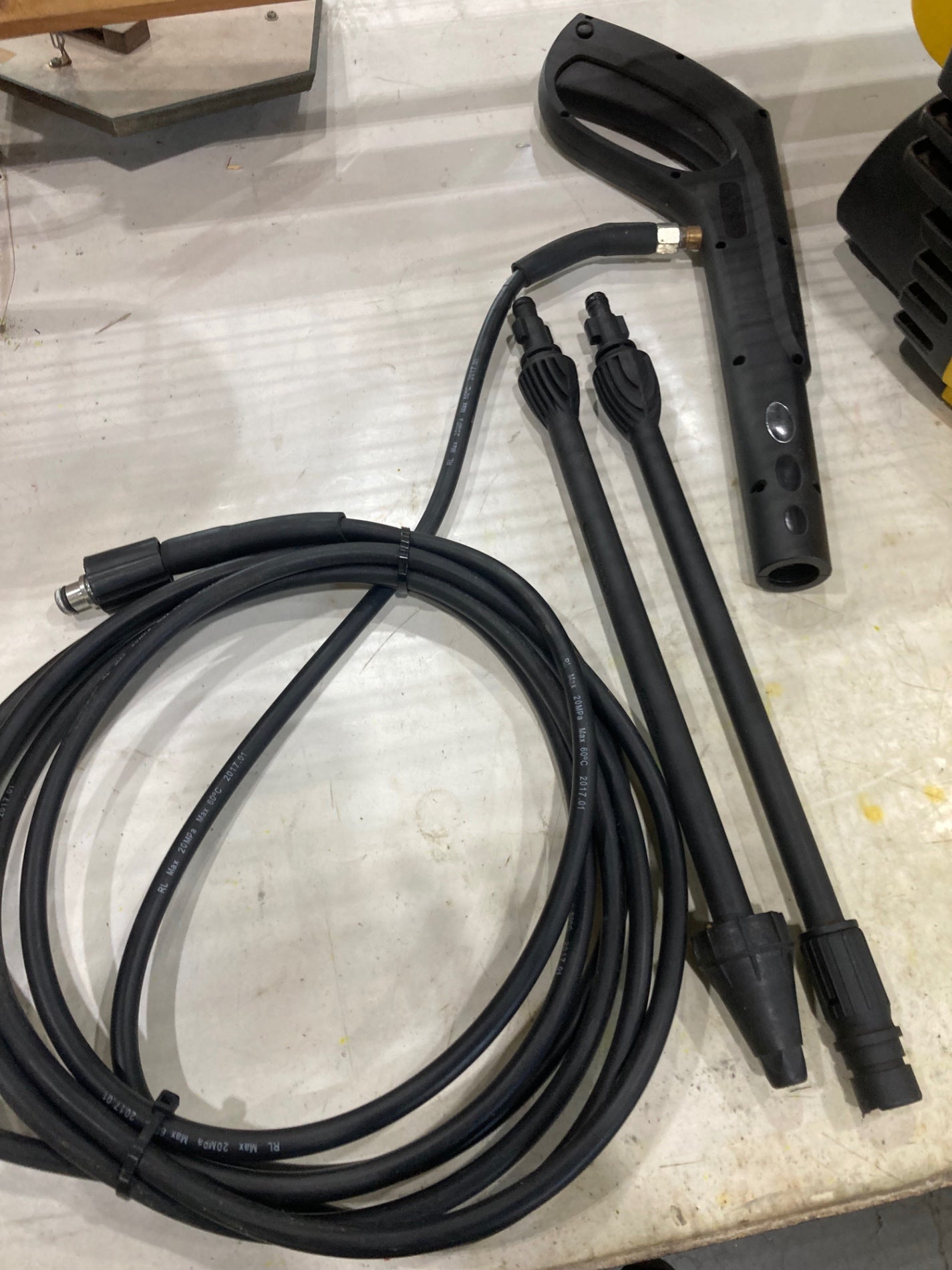 RYOBI 高圧洗浄機 AJP-1420 未使用 展示品 通電確認済み Yahoo!オークション - RYOBI リョービ 高圧洗浄機 AJP-1420AN