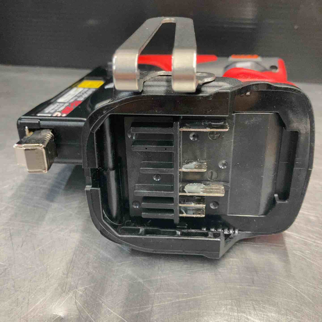 【中古美品】 マックス(MAX) 14.4V/18V コードレスタッカ TG-ZB2-BC/1850A フルセット 【東大和店】