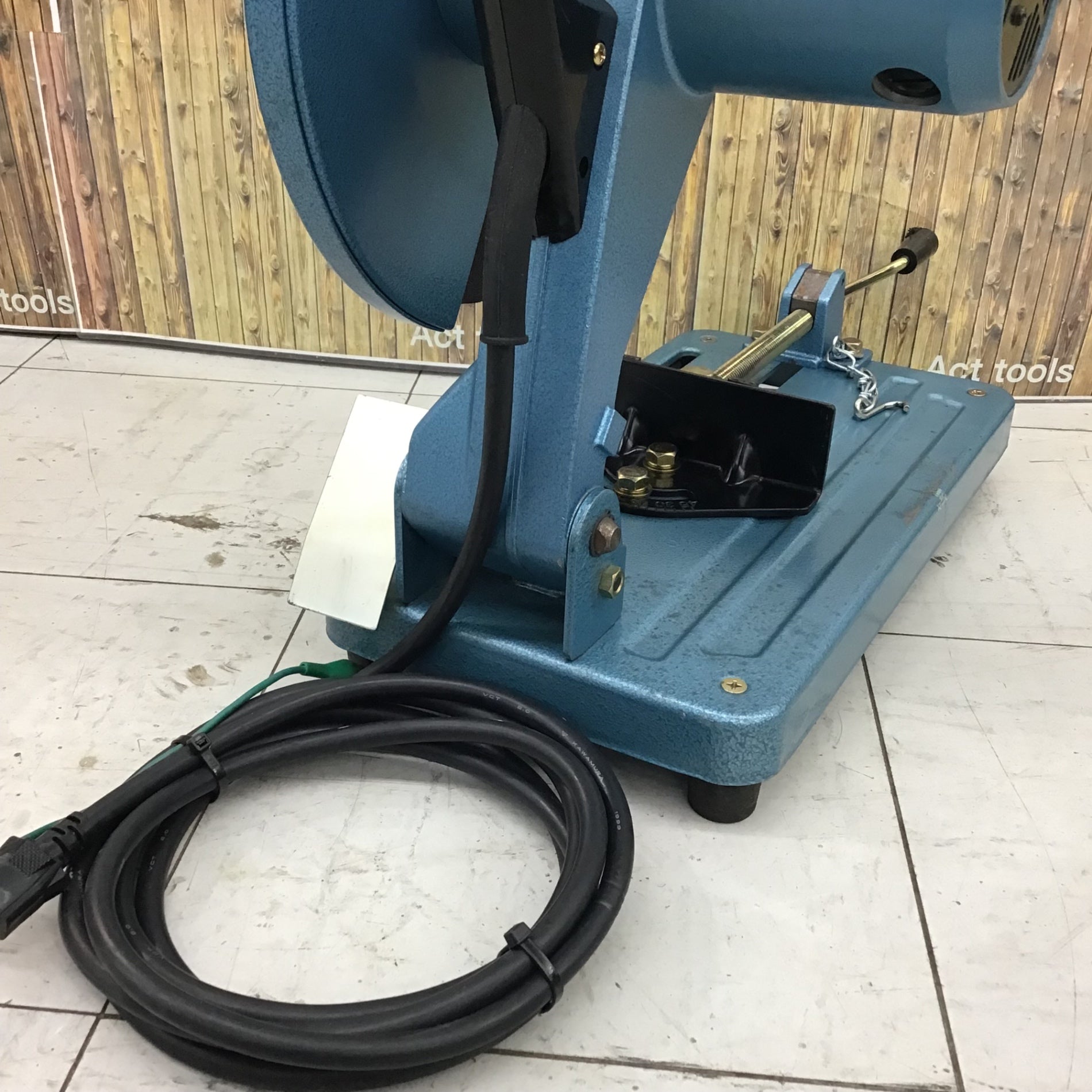 中古品】 新ダイワ/Shindaiwa 305mm高速切断機 L120S-N ライトカッター