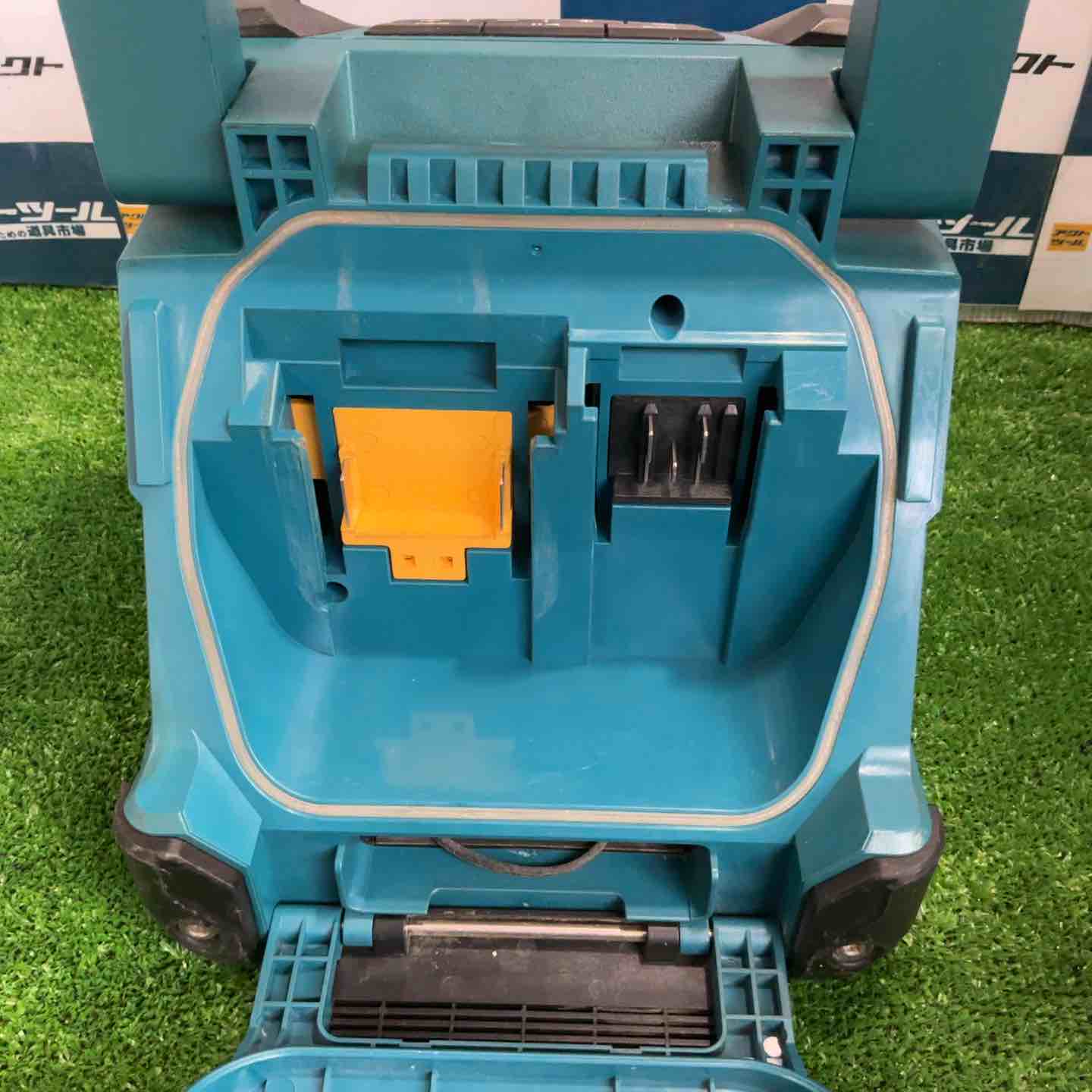 ◇マキタ(makita) コードレススピーカー MR200【草加店】 – アクト