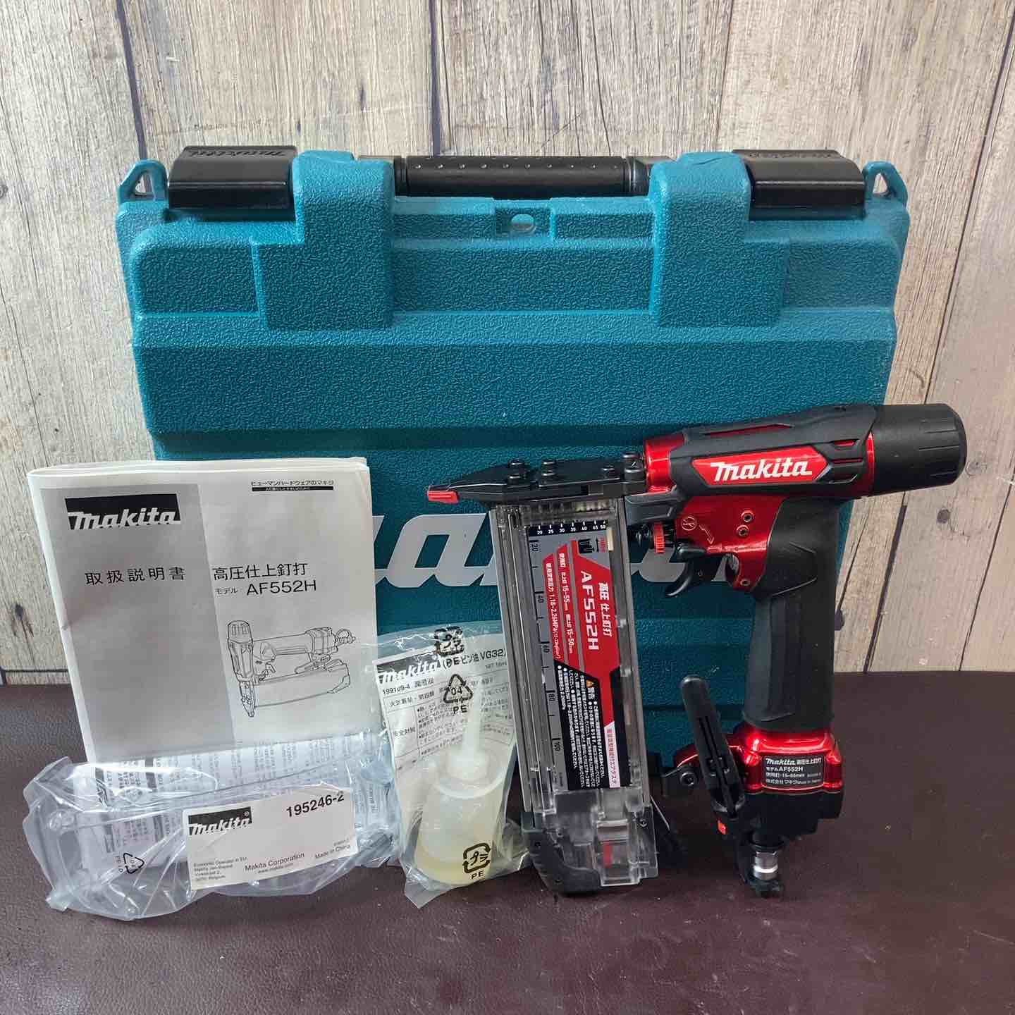ik☆【美品】makita マキタ 高圧仕上釘打機 フィニッシュネイラ AF552H