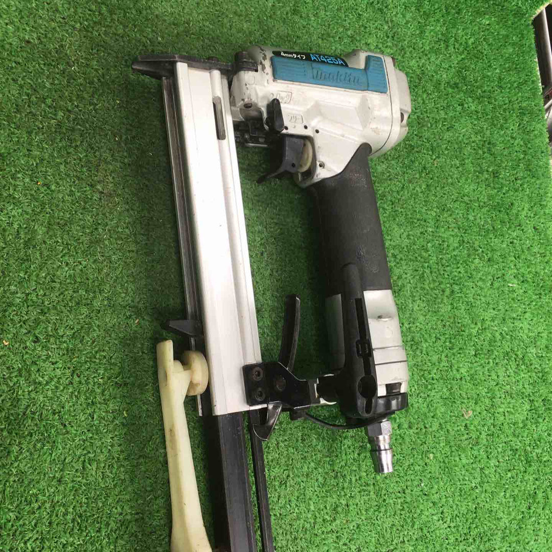 ★マキタ(makita) 常圧エアタッカ AT425AK【川崎店】