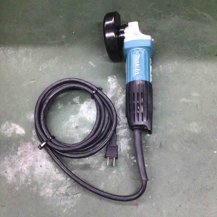 ☆マキタ(makita) 100mmディスクグラインダ GA4032【戸田店】