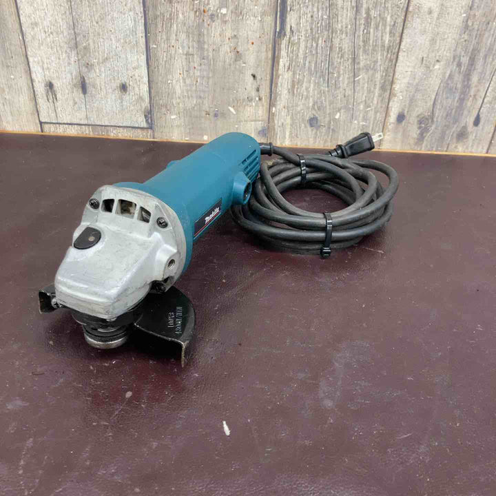 【中古品】マキタ(makita) 100mm ディスクグラインダー  9520B【東大和店】