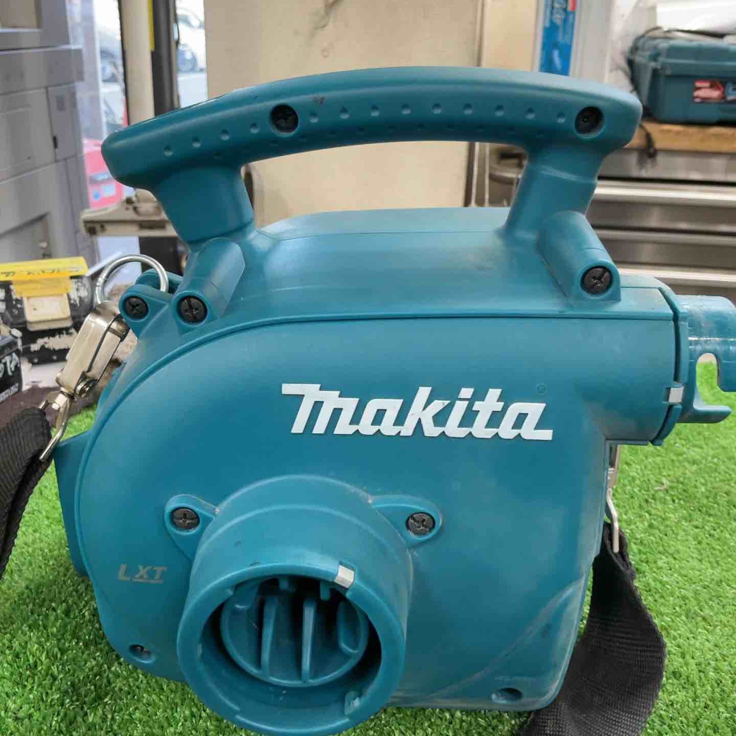 ☆マキタ(makita) コードレス集じん機 VC350DZ【草加店】 ☆マキタ(makita) コードレス集じん機 VC350DZ【草加店】 – アクト