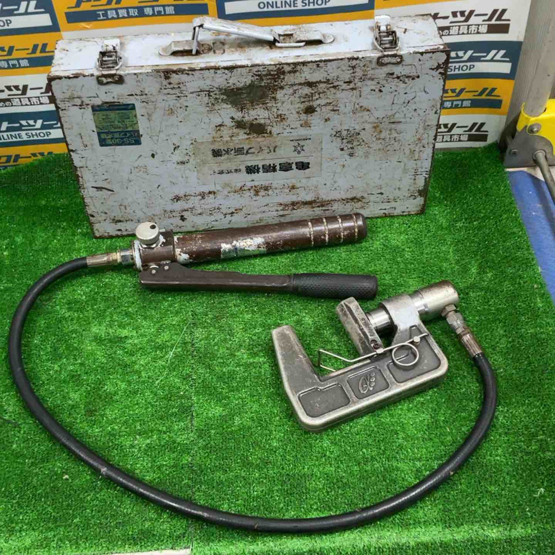 ★亀倉精機(KAMEKURA) 手動油圧式パイプ断水機 SS-30【草加店】