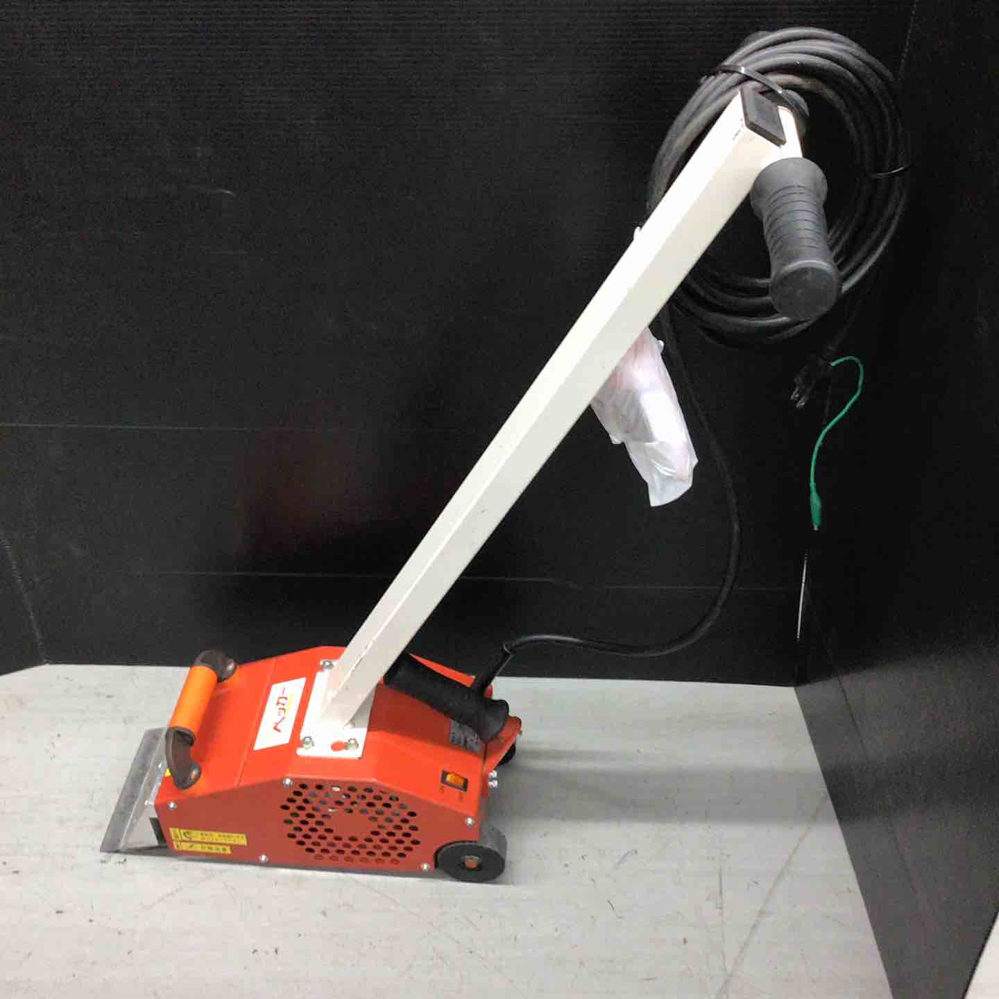 ☆KLASS(旧:極東産機) 小型床材剥がし機/コンパクトペッカー MP-7